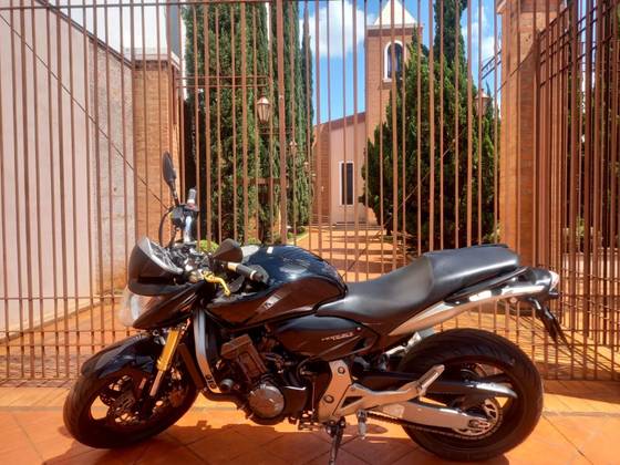 HONDA CB 600F HORNET HONDA CB 600F HORNET